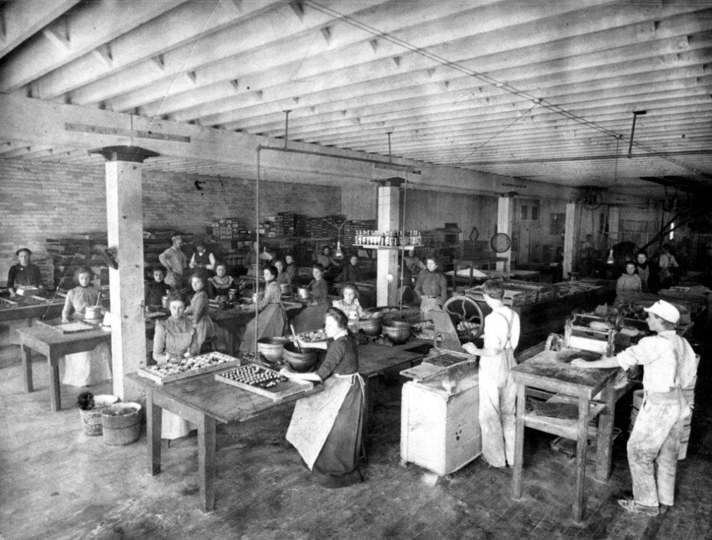 historical photo of the Funke Candy Factory 